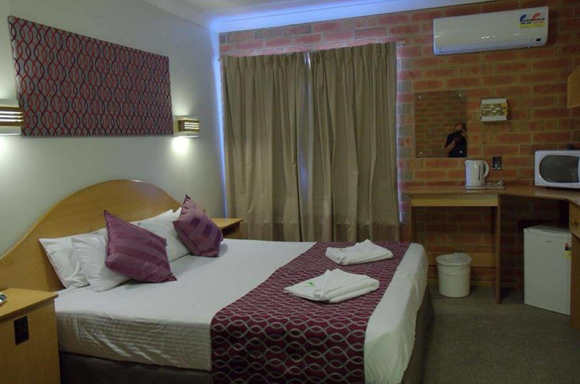 Pooraka Motor Inn Zewnętrze zdjęcie